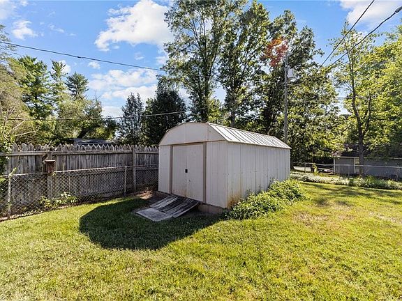131 Fir Lane, 47829 Iron Town