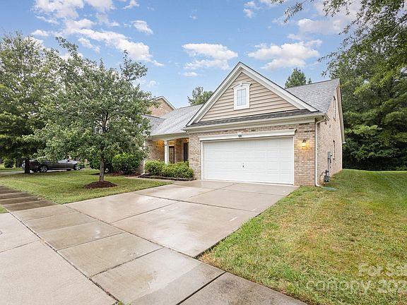 72 Green Tree, 34829 Gold Town