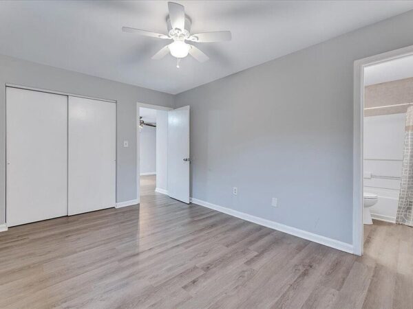 142 Quartz Street, 62954 Nickel City