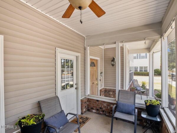 19 Lavender St, 58264 Lead Town