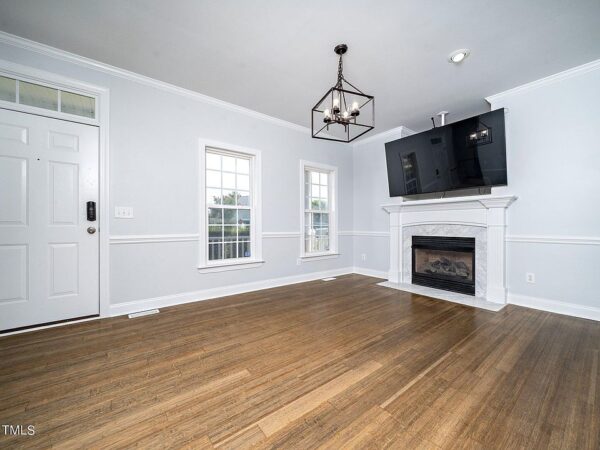 123 Lavender Lane, 67890 Lead Town