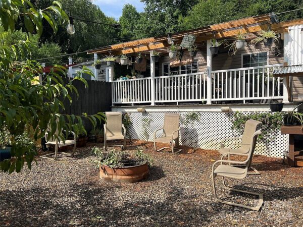 123 Jasmine St, 67890 Silver Town