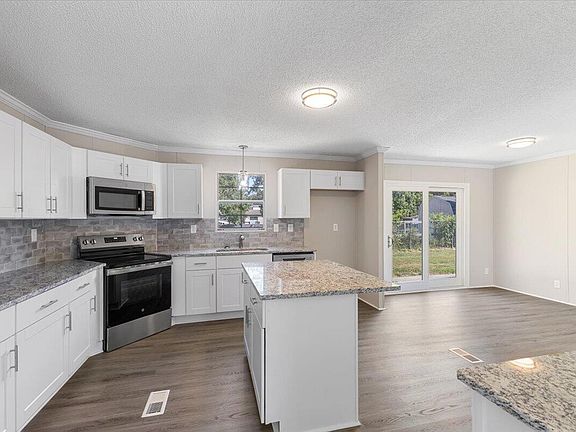 142 Yellow Rose Street, 73920 Silver City