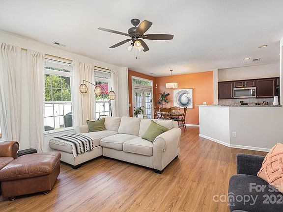 89 Rose Street, 47302 Copper Town