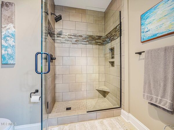77 Kalmia Street, 48217 Kobalt City