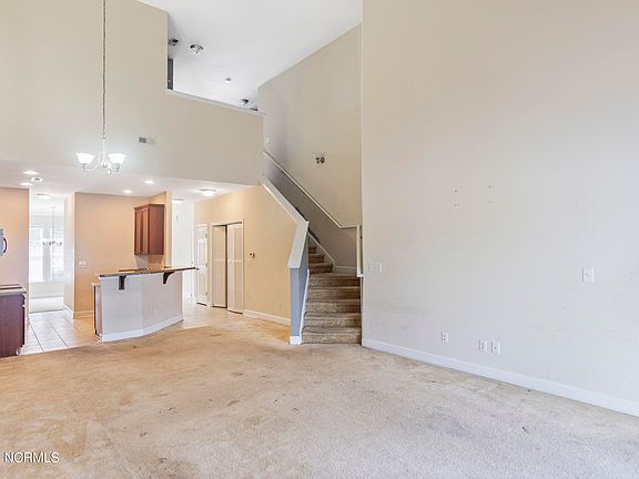 152 Oak Street, 49328 Silver City