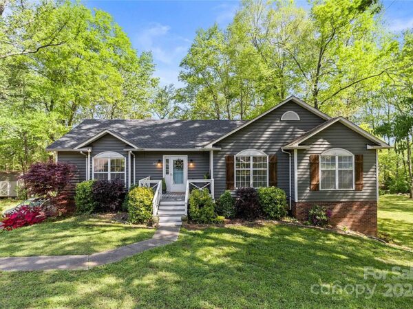 73 Dahlia Street, 48216 Copper City