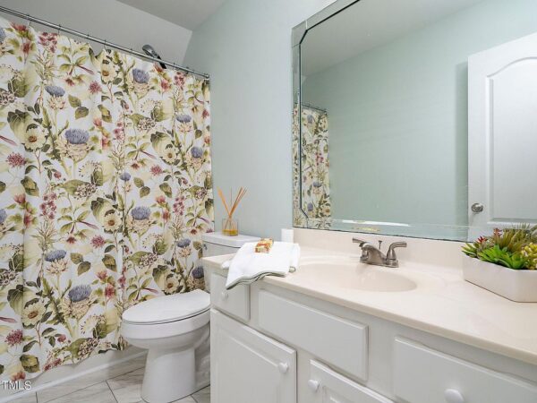 123 Lavender Lane, 67890 Lead Town