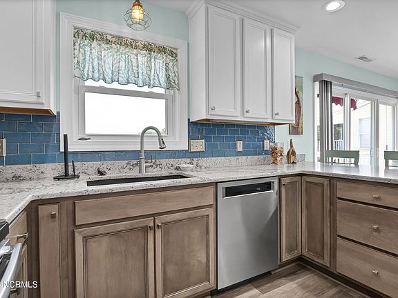 87 Cherry Blossom St, 62845 Copper Town