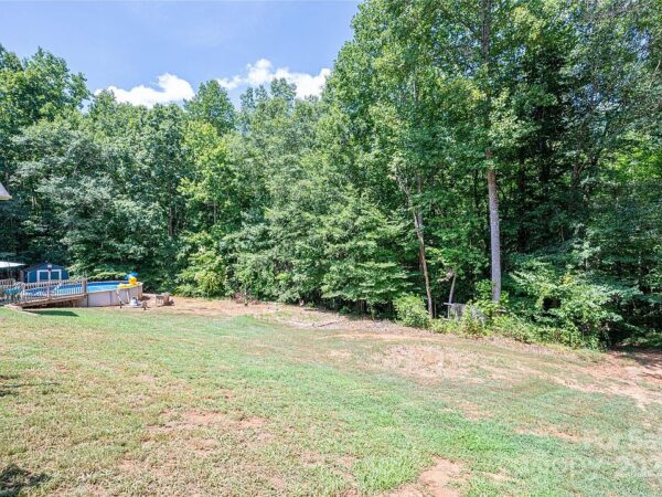 125 Jasmine St, 74829 Iron City