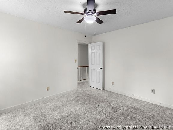 56 Goldcrest Avenue, 32415 Silver Town