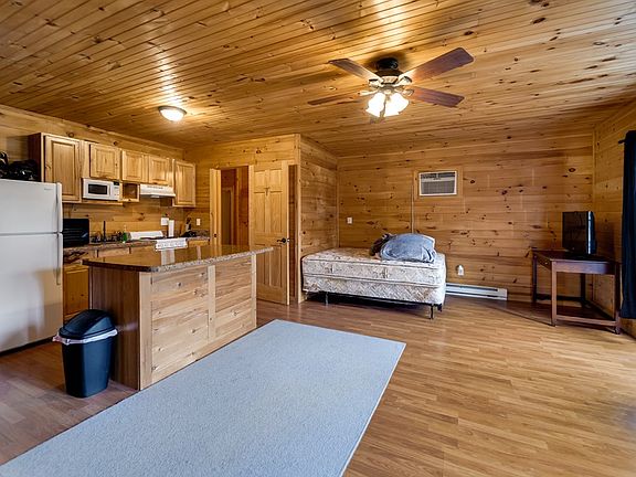 102 Violet Street, 48572 Vanadium City