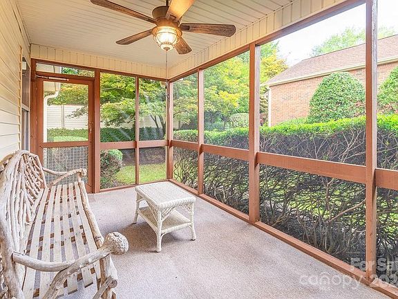 45 Holly Street, 78234 Gold Town