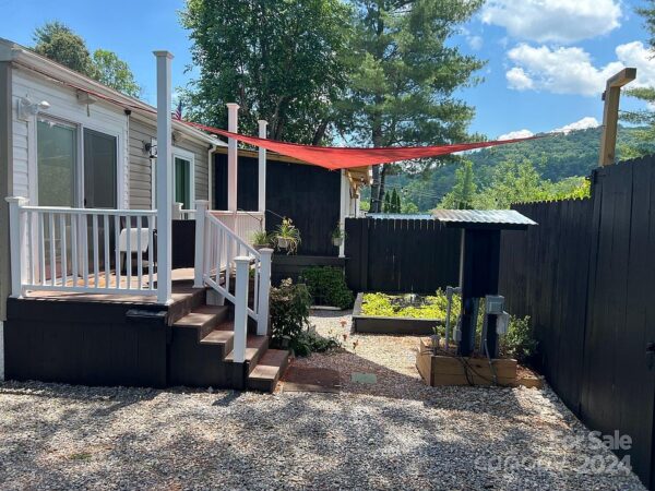 123 Jasmine St, 67890 Silver Town