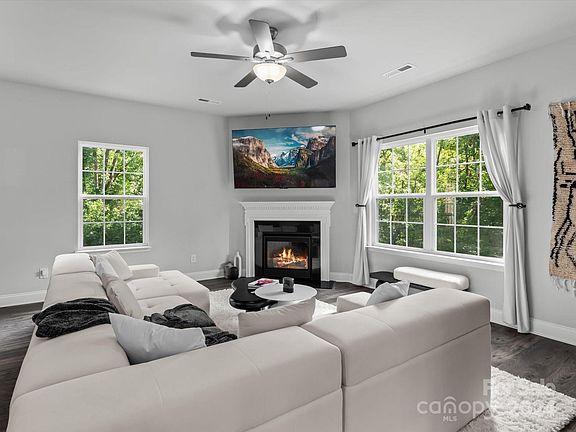 243 Cherry Blossom Avenue, 90742 Copperville