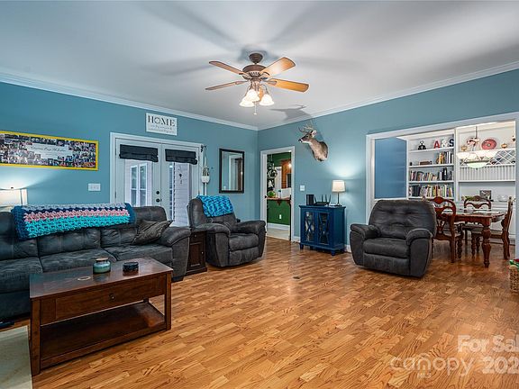 125 Jasmine St, 74829 Iron City