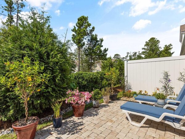 134 Yellow Tulip Street, 47290 Iron Town
