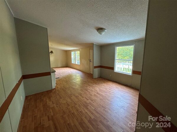 23 Lavender St, 78512 Leadville City