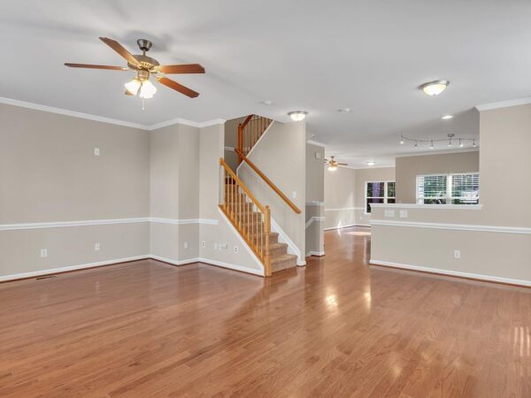 84 Violet Street, 72931 Vanadium City