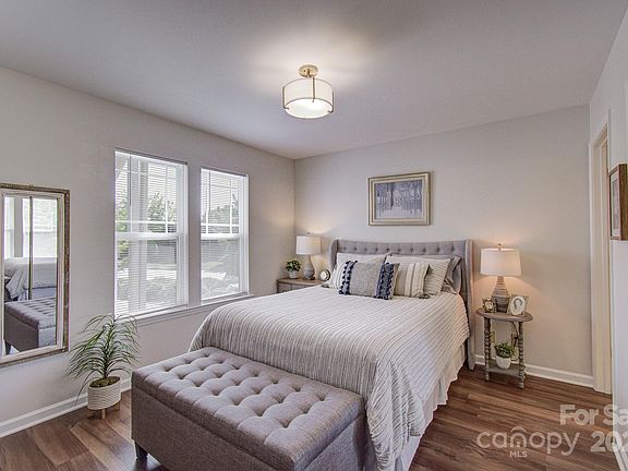 27 Jasmine St, 37492 Iron City