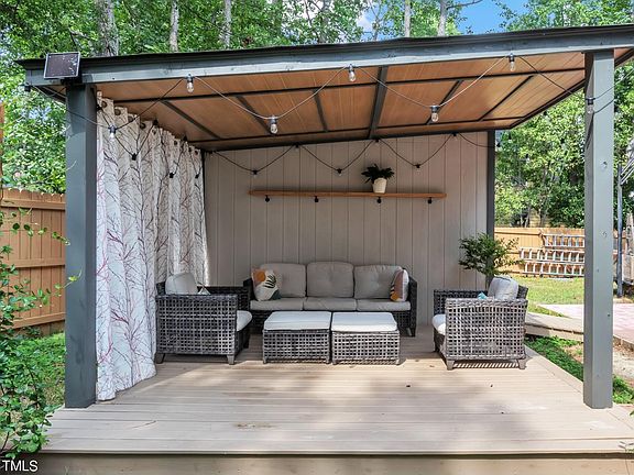 88 Nectarine Street, 48215 Nickel Town
