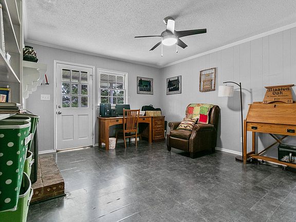 23 Nutmeg St, 48921 Nickel Town