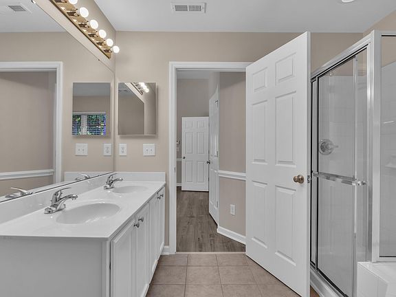 84 Violet Street, 72931 Vanadium City
