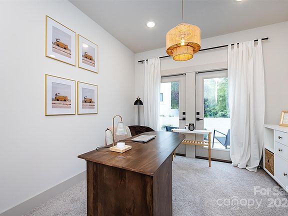 142 Quince St, 37562 Quartz Town