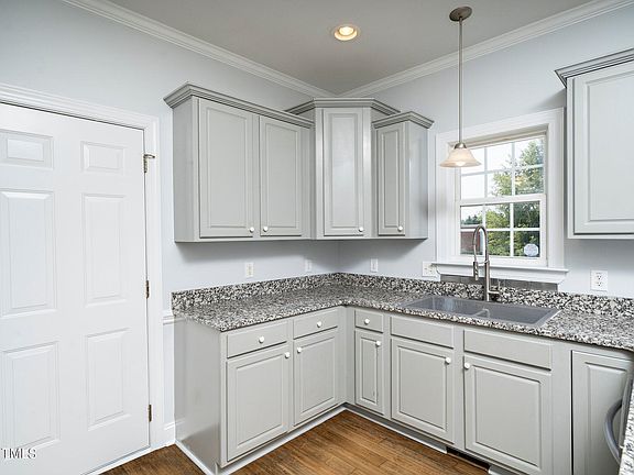 123 Lavender Lane, 67890 Lead Town