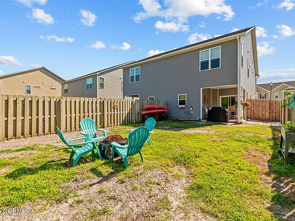 47 Greenbriar Lane, 63849 Gold City