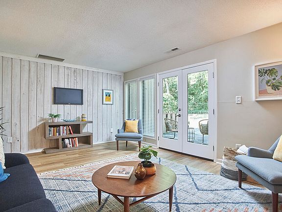 175 Gardenia, 48290 Gold City