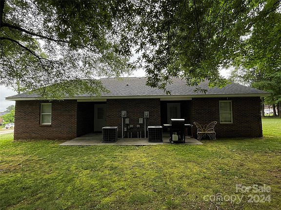 83 Fuchsia Avenue, 47205 Copper City