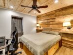 102 Violet Street, 48572 Vanadium City