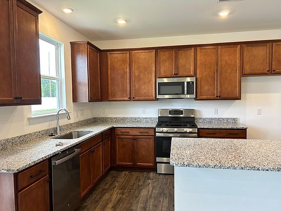 123 Lilac Street, 67890 Silver City