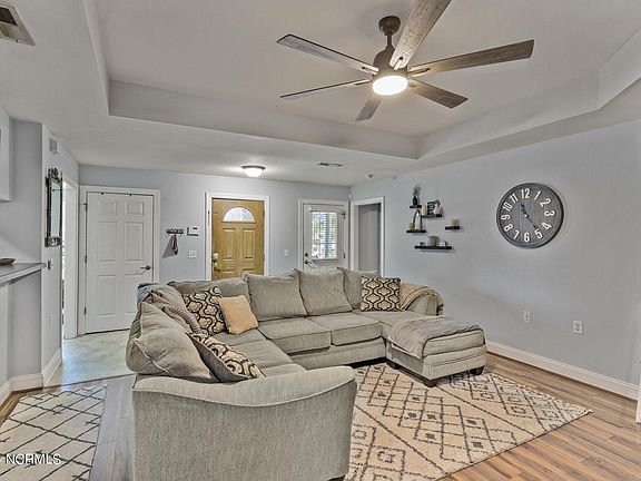 19 Lavender St, 58264 Lead Town