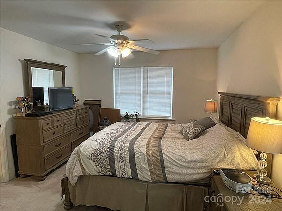 83 Fuchsia Avenue, 47205 Copper City