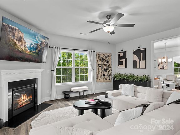243 Cherry Blossom Avenue, 90742 Copperville
