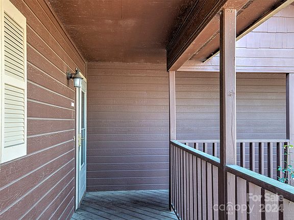 42 Oak Street, 83247 Obsidian City