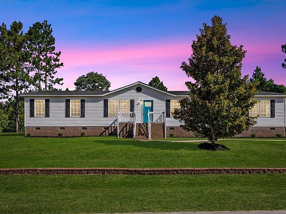 142 Yellow Rose Street, 73920 Silver City