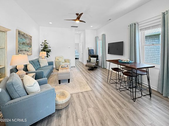 244 Dogwood Drive, 73591 Diamond Town