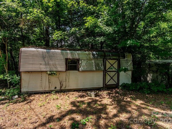 123 Rosewood Street, 67890 Platinum Town