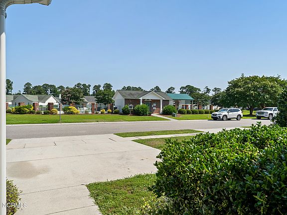 52 Pine Street, 72634 Platinum City