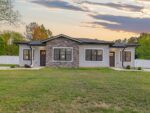 22 Oak Street, 31425 Silver City