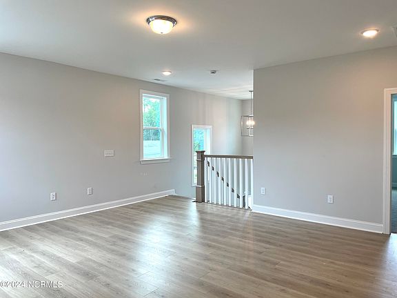 27 Fir Street, 56392 Copper City
