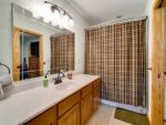 102 Violet Street, 48572 Vanadium City