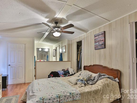 112 Rosewood, 47629 Rhodium City