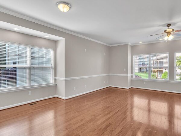 84 Violet Street, 72931 Vanadium City