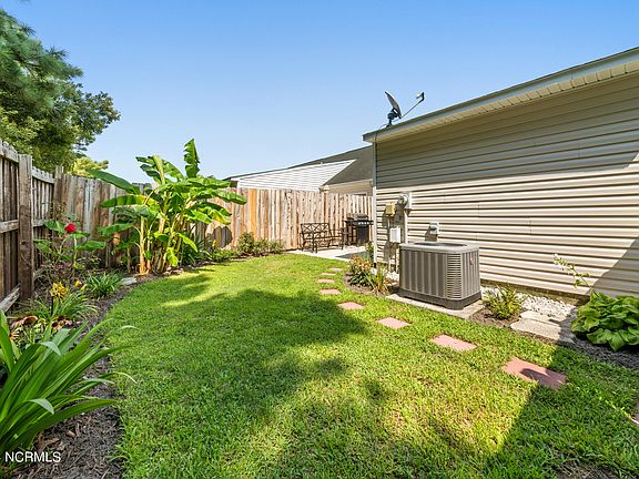 52 Pine Street, 72634 Platinum City