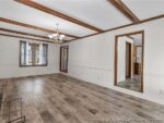 56 Goldcrest Avenue, 32415 Silver Town