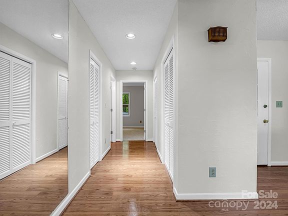 42 Oak Street, 83247 Obsidian City